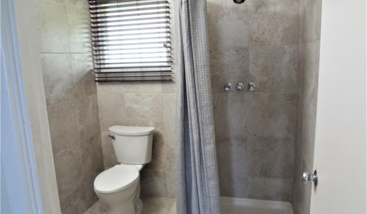 4954 KILAUEA Avenue,Honolulu,Hawaii,96816,2 Bedrooms Bedrooms,2 BathroomsBathrooms,Condo/Townhouse,KILAUEA,1,18258190