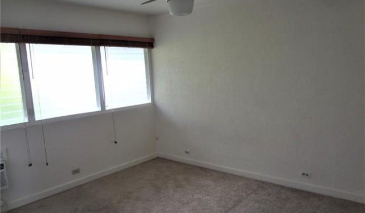 4954 KILAUEA Avenue,Honolulu,Hawaii,96816,2 Bedrooms Bedrooms,2 BathroomsBathrooms,Condo/Townhouse,KILAUEA,1,18258190
