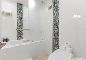 1350 Ala Moana Boulevard,Honolulu,Hawaii,96814,2 ベッドルーム ベッドルーム,2 バスルームバスルーム,コンド / タウンハウス,Ala Moana,33,18712775