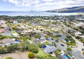 165 Nawiliwili Street,Honolulu,Hawaii,96825,3 Bedrooms Bedrooms,2 BathroomsBathrooms,Single family,Nawiliwili,18258476