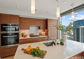 1108 Auahi Street,Honolulu,Hawaii,96814,1 Bedroom Bedrooms,1 BathroomBathrooms,Condo/Townhouse,Auahi,22,18258934