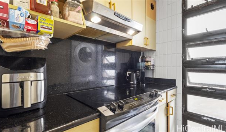 4300 Waialae Avenue,Honolulu,Hawaii,96816,2 Bedrooms Bedrooms,2 BathroomsBathrooms,Condo/Townhouse,Waialae,1,18258998