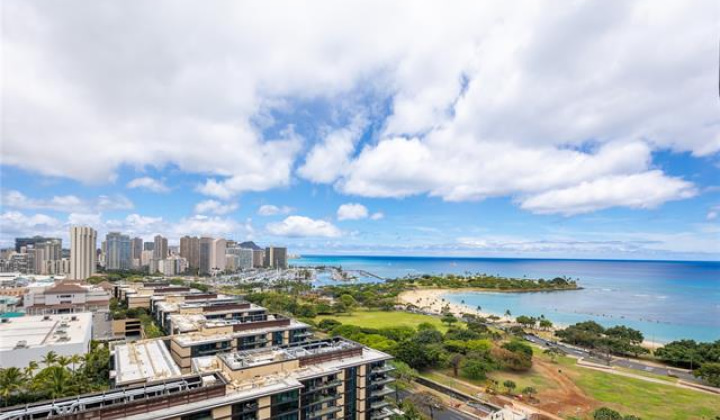 1350 Ala Moana Boulevard,Honolulu,Hawaii,96814,2 ベッドルーム ベッドルーム,2 バスルームバスルーム,コンド / タウンハウス,Ala Moana,24,19422315