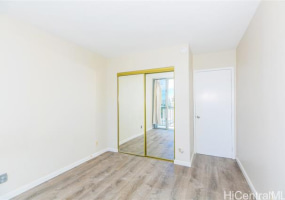 1215 Alexander Street,Honolulu,Hawaii,96826,2 ベッドルーム ベッドルーム,1 バスルームバスルーム,コンド / タウンハウス,Alexander,1,18259579