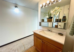 2440 Kuhio Avenue,Honolulu,Hawaii,96815,1 ベッドルーム ベッドルーム,1 バスルームバスルーム,コンド / タウンハウス,Kuhio,14,18259646