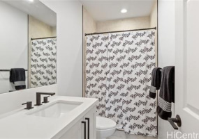 5322 Manauwea Street,Honolulu,Hawaii,96821,6 ベッドルーム ベッドルーム,4 バスルームバスルーム,一戸建て,Manauwea,18259714
