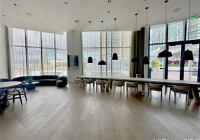 1000 Auahi Street,Honolulu,Hawaii,96814,1 ベッドルーム ベッドルーム,1 バスルームバスルーム,コンド / タウンハウス,Auahi,34,18260803
