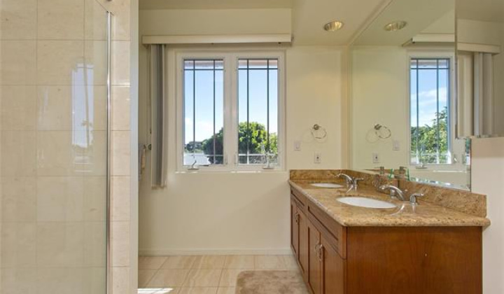 4347 Pahoa Avenue,Honolulu,Hawaii,96816,5 ベッドルーム ベッドルーム,4 バスルームバスルーム,一戸建て,Pahoa,18715933