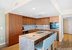 383 Kalaimoku Street,Honolulu,Hawaii,96815,3 ベッドルーム ベッドルーム,3 バスルームバスルーム,コンド / タウンハウス,Kalaimoku,27,18261008