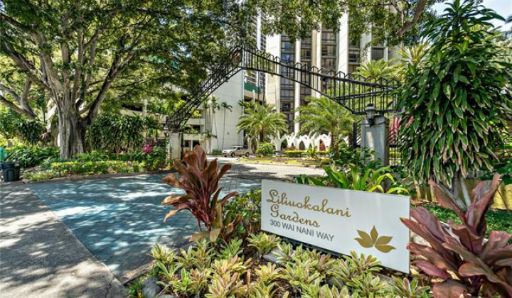 300 Wai Nani Way,Honolulu,Hawaii,96815,1 Bedroom Bedrooms,1 BathroomBathrooms,Condo/Townhouse,Wai Nani,18,19424761