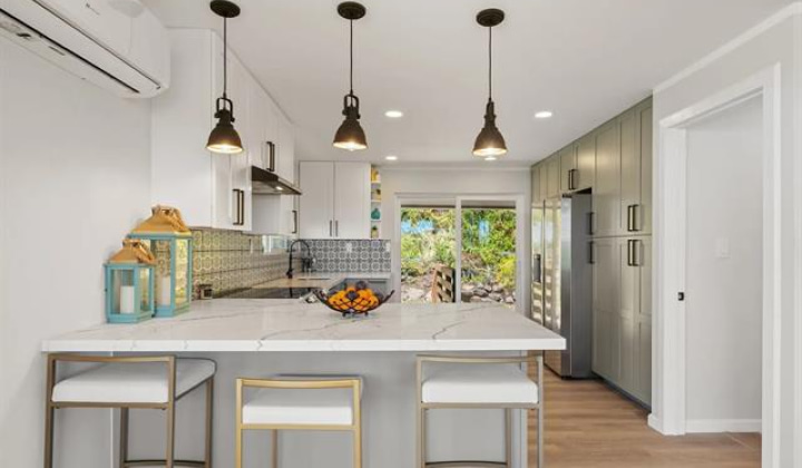 2280 Makanani Drive,Honolulu,Hawaii,96817,6 Bedrooms Bedrooms,2 BathroomsBathrooms,Single family,Makanani,18262343