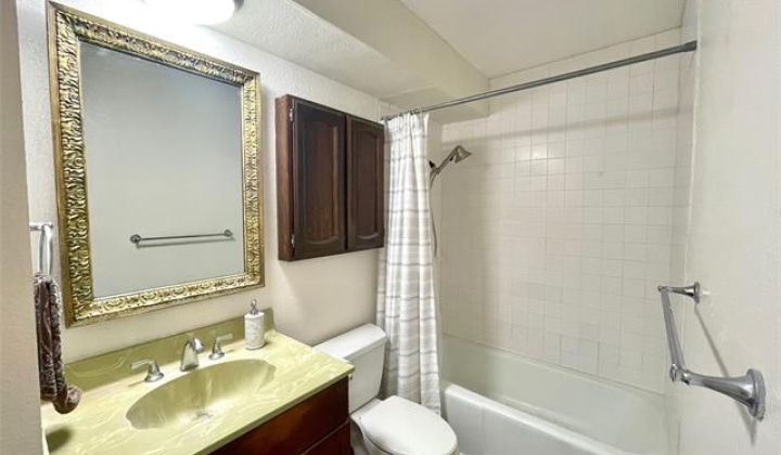 2092 Kuhio Avenue,Honolulu,Hawaii,96815,1 Bedroom Bedrooms,1 BathroomBathrooms,Condo/Townhouse,Kuhio,12,18262426