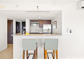 1777 Ala Moana Boulevard,Honolulu,Hawaii,96815,2 Bedrooms Bedrooms,2 BathroomsBathrooms,Condo/Townhouse,Ala Moana,24,18262694