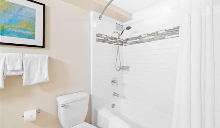 1777 Ala Moana Boulevard,Honolulu,Hawaii,96815,2 Bedrooms Bedrooms,2 BathroomsBathrooms,Condo/Townhouse,Ala Moana,24,18262694