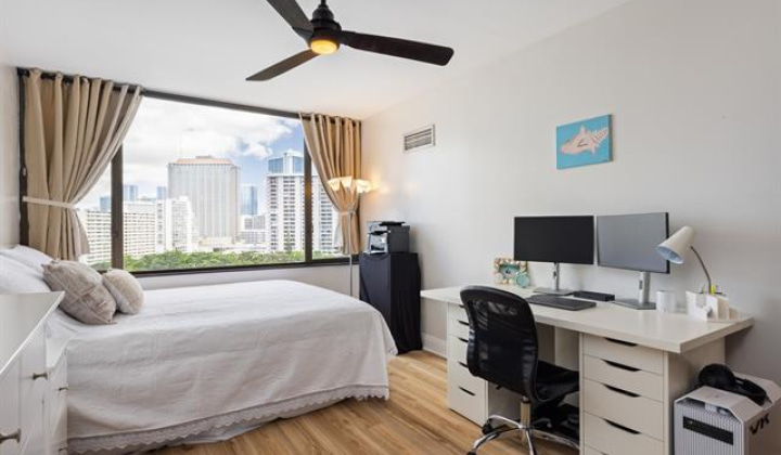 411 Hobron Lane,Honolulu,Hawaii,96815,1 ベッドルーム ベッドルーム,1 バスルームバスルーム,コンド / タウンハウス,Hobron,11,18263070
