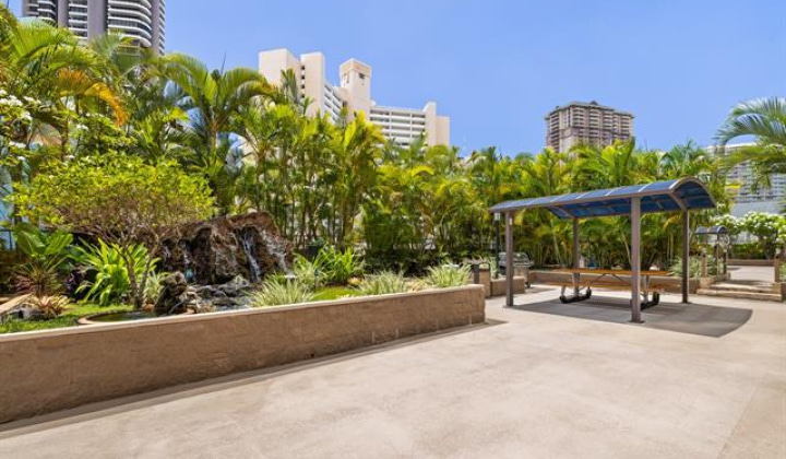 411 Hobron Lane,Honolulu,Hawaii,96815,1 ベッドルーム ベッドルーム,1 バスルームバスルーム,コンド / タウンハウス,Hobron,11,18263070