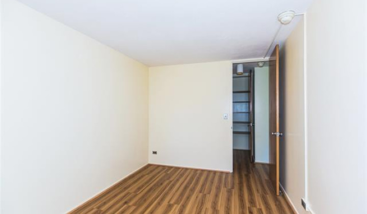 1511 Nuuanu Avenue,Honolulu,Hawaii,96817,1 Bedroom Bedrooms,1 BathroomBathrooms,Condo/Townhouse,Nuuanu,2,18263470