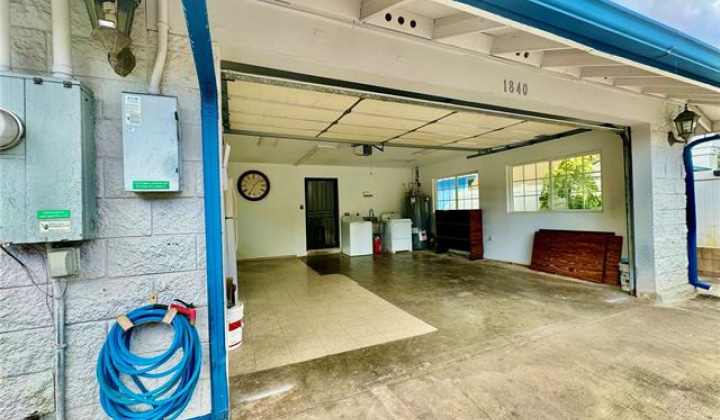1840 Lusitana Street,Honolulu,Hawaii,96813,6 Bedrooms Bedrooms,5 BathroomsBathrooms,Single family,Lusitana,18264229