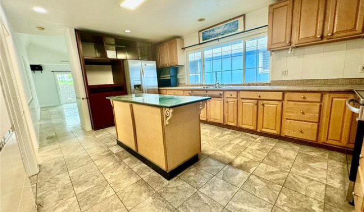 1840 Lusitana Street,Honolulu,Hawaii,96813,6 Bedrooms Bedrooms,5 BathroomsBathrooms,Single family,Lusitana,18264229