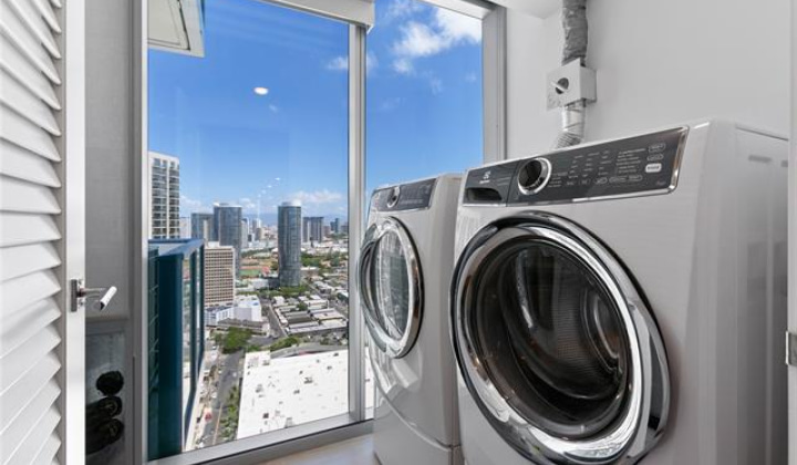 629 Keeaumoku Street,Honolulu,Hawaii,96814,3 ベッドルーム ベッドルーム,3 バスルームバスルーム,コンド / タウンハウス,Keeaumoku,34,18721407