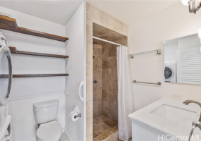 2415 Ala Wai Boulevard,Honolulu,Hawaii,96815,1 Bedroom Bedrooms,1 BathroomBathrooms,Condo/Townhouse,Ala Wai,12,18266122