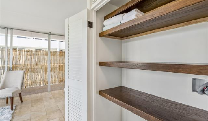 2415 Ala Wai Boulevard,Honolulu,Hawaii,96815,1 Bedroom Bedrooms,1 BathroomBathrooms,Condo/Townhouse,Ala Wai,12,18266122