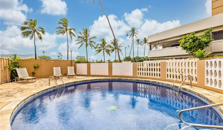 2415 Ala Wai Boulevard,Honolulu,Hawaii,96815,1 Bedroom Bedrooms,1 BathroomBathrooms,Condo/Townhouse,Ala Wai,12,18266122
