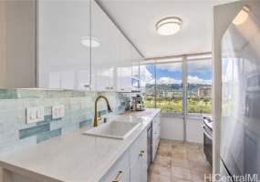2415 Ala Wai Boulevard,Honolulu,Hawaii,96815,1 Bedroom Bedrooms,1 BathroomBathrooms,Condo/Townhouse,Ala Wai,12,18266122