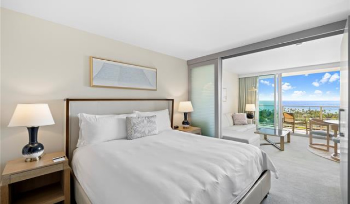 383 Kalaimoku Street,Honolulu,Hawaii,96815,1 Bedroom Bedrooms,1 BathroomBathrooms,Condo/Townhouse,Kalaimoku,19,18266200