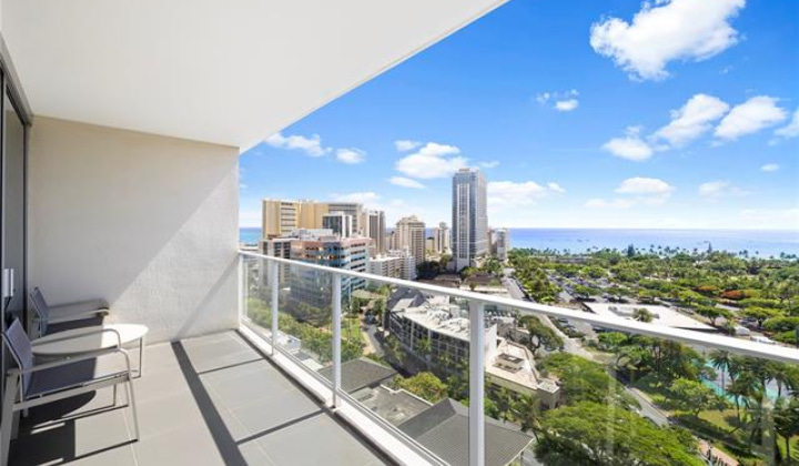 383 Kalaimoku Street,Honolulu,Hawaii,96815,1 Bedroom Bedrooms,1 BathroomBathrooms,Condo/Townhouse,Kalaimoku,19,18266200