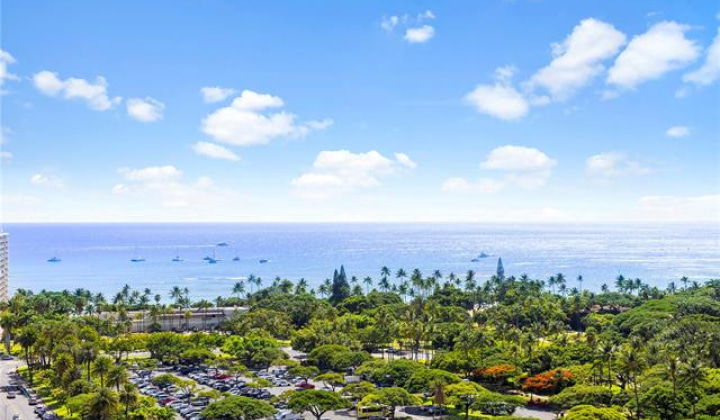383 Kalaimoku Street,Honolulu,Hawaii,96815,1 Bedroom Bedrooms,1 BathroomBathrooms,Condo/Townhouse,Kalaimoku,19,18266200