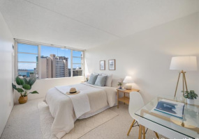400 Hobron Lane,Honolulu,Hawaii,96815,1 Bedroom Bedrooms,1 BathroomBathrooms,Condo/Townhouse,Hobron,17,18266980