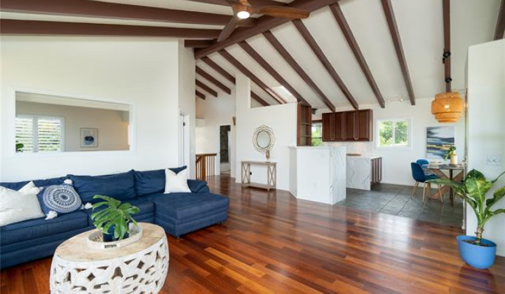 44-317 Kaneohe Bay Drive,Kaneohe,Hawaii,96744,4 Bedrooms Bedrooms,3 BathroomsBathrooms,Single family,Kaneohe Bay,18267541