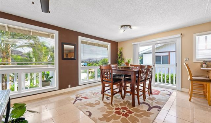 298 Moomuku Place,Honolulu,Hawaii,96825,10 Bedrooms Bedrooms,6 BathroomsBathrooms,Single family,Moomuku,18267692