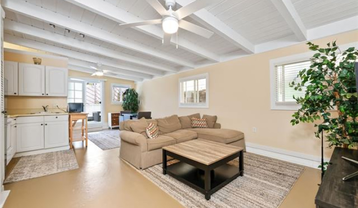 298 Moomuku Place,Honolulu,Hawaii,96825,10 Bedrooms Bedrooms,6 BathroomsBathrooms,Single family,Moomuku,18267692