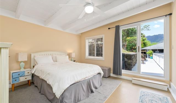 298 Moomuku Place,Honolulu,Hawaii,96825,10 Bedrooms Bedrooms,6 BathroomsBathrooms,Single family,Moomuku,18267692