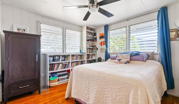 298 Moomuku Place,Honolulu,Hawaii,96825,10 Bedrooms Bedrooms,6 BathroomsBathrooms,Single family,Moomuku,18267692