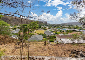 298 Moomuku Place,Honolulu,Hawaii,96825,10 Bedrooms Bedrooms,6 BathroomsBathrooms,Single family,Moomuku,18267692