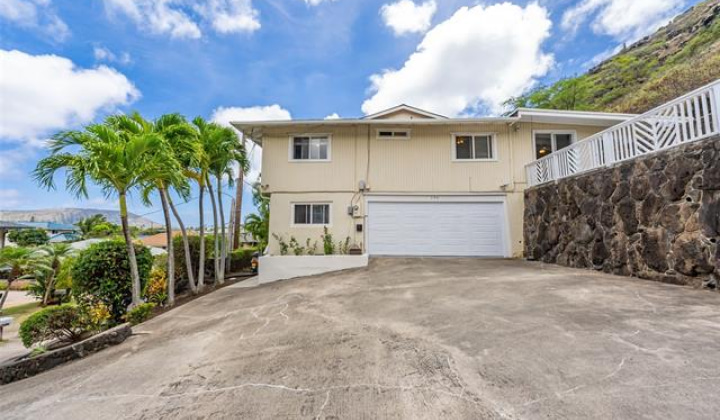 298 Moomuku Place,Honolulu,Hawaii,96825,10 Bedrooms Bedrooms,6 BathroomsBathrooms,Single family,Moomuku,18267692