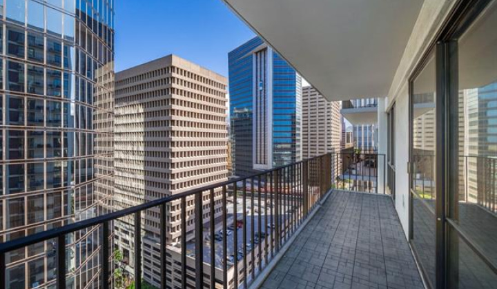225 Queen Street,Honolulu,Hawaii,96813,2 Bedrooms Bedrooms,2 BathroomsBathrooms,Condo/Townhouse,Queen,19,18267841