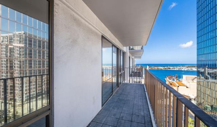 225 Queen Street,Honolulu,Hawaii,96813,2 Bedrooms Bedrooms,2 BathroomsBathrooms,Condo/Townhouse,Queen,19,18267841