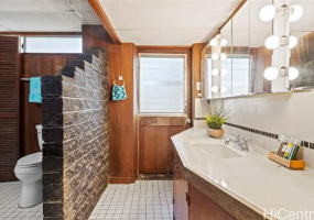 1419 Paina Street,Honolulu,Hawaii,96817,7 ベッドルーム ベッドルーム,4 バスルームバスルーム,一戸建て,Paina,18268317