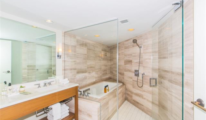 2139 Kuhio Avenue,Honolulu,Hawaii,96815,1 BathroomBathrooms,Condo/Townhouse,Kuhio,18,18268388