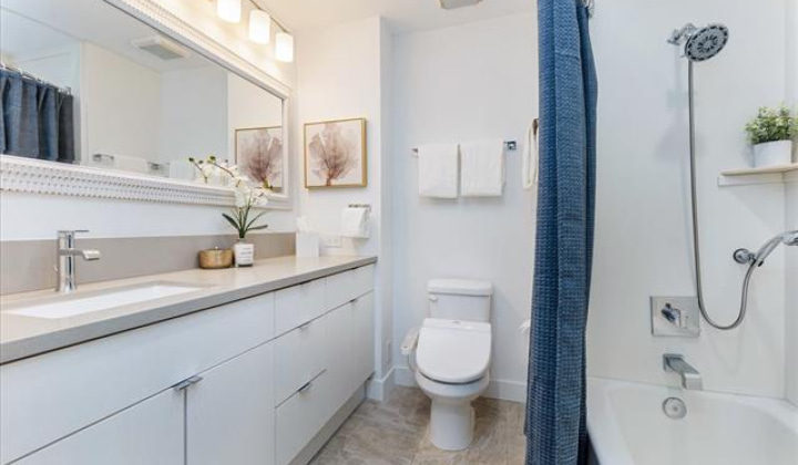 229 Paoakalani Avenue,Honolulu,Hawaii,96815,2 Bedrooms Bedrooms,2 BathroomsBathrooms,Condo/Townhouse,Paoakalani,38,18778086