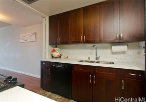 700 Richards Street,Honolulu,Hawaii,96813,1 Bedroom Bedrooms,1 BathroomBathrooms,Condo/Townhouse,Richards,11,18268829