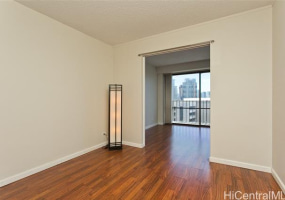 700 Richards Street,Honolulu,Hawaii,96813,1 Bedroom Bedrooms,1 BathroomBathrooms,Condo/Townhouse,Richards,11,18268829