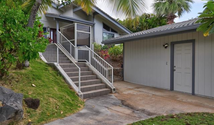 7440 Kamehame Place,Honolulu,Hawaii,96825,4 ベッドルーム ベッドルーム,2 バスルームバスルーム,一戸建て,Kamehame,18724484