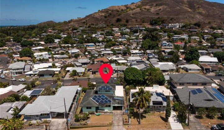 1042 Hui Street,Kailua,Hawaii,96734,4 Bedrooms Bedrooms,2 BathroomsBathrooms,Single family,Hui,18269020