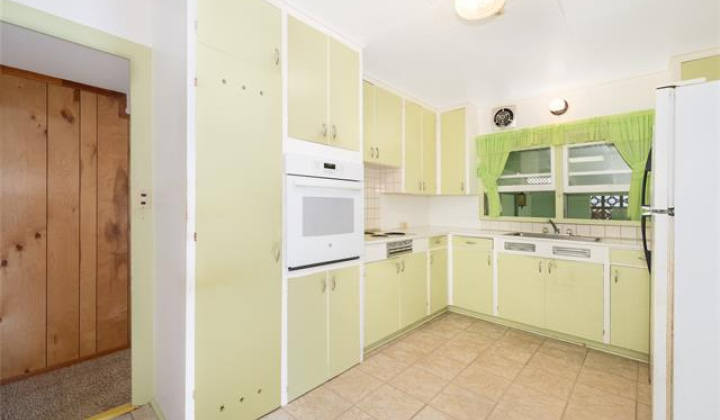 1042 Hui Street,Kailua,Hawaii,96734,4 Bedrooms Bedrooms,2 BathroomsBathrooms,Single family,Hui,18269020