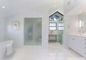 17 Laiki Place,Kailua,Hawaii,96734,7 Bedrooms Bedrooms,6 BathroomsBathrooms,Single family,Laiki,18269760